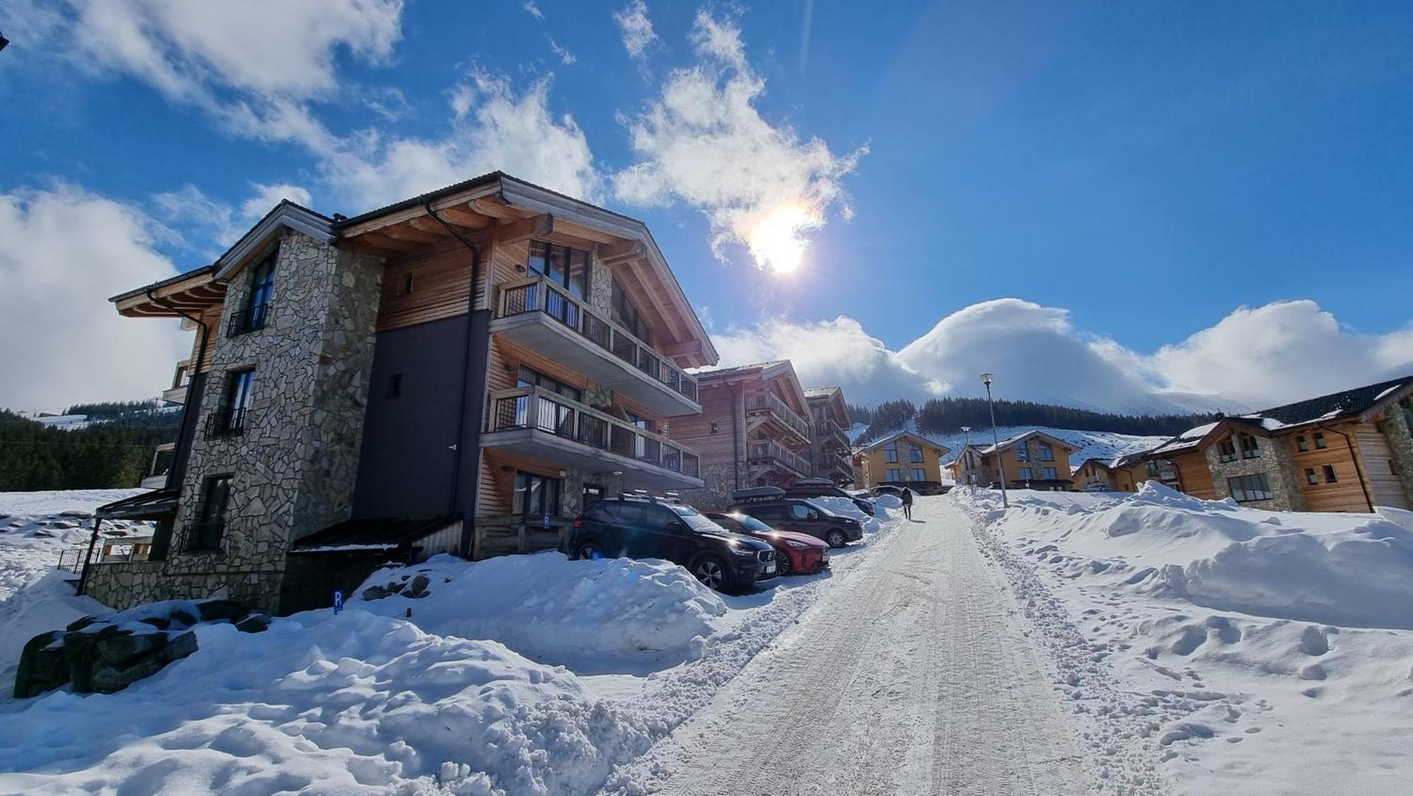 Chaletski Jasna, Ski-In & Ski-Out Демяновская долина Экстерьер фото